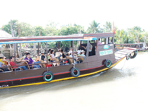 TPHCM - MỸ THO - BẾN TRE 1 NGÀY